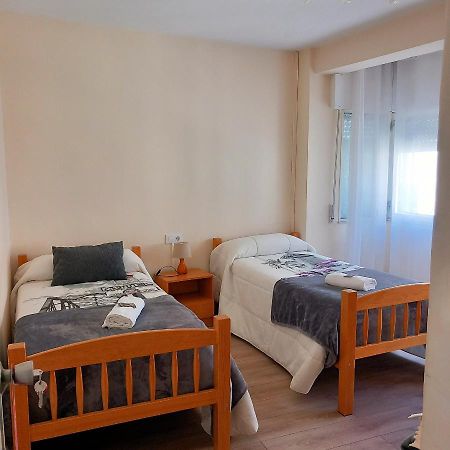 Pension Fornos Caldas De Reis Exteriör bild